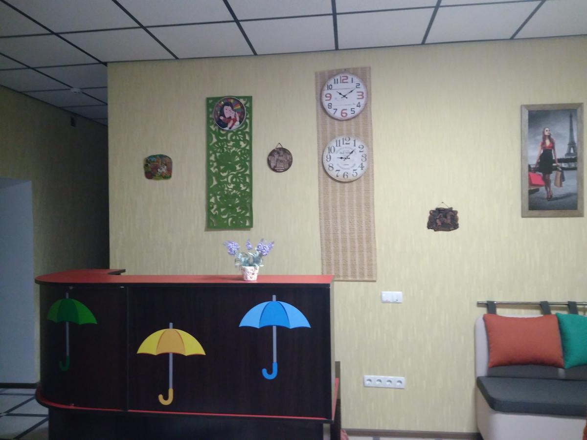 Parasolka Hostel *